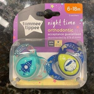 Tommee Tippee Baby Toddler Pacifiers Glow in the Dark